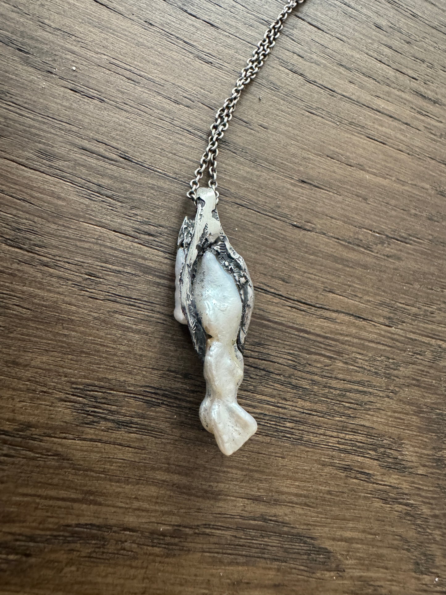 TINY EVO NECKLACE 2