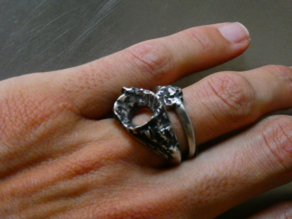 SILVER CROWN RING