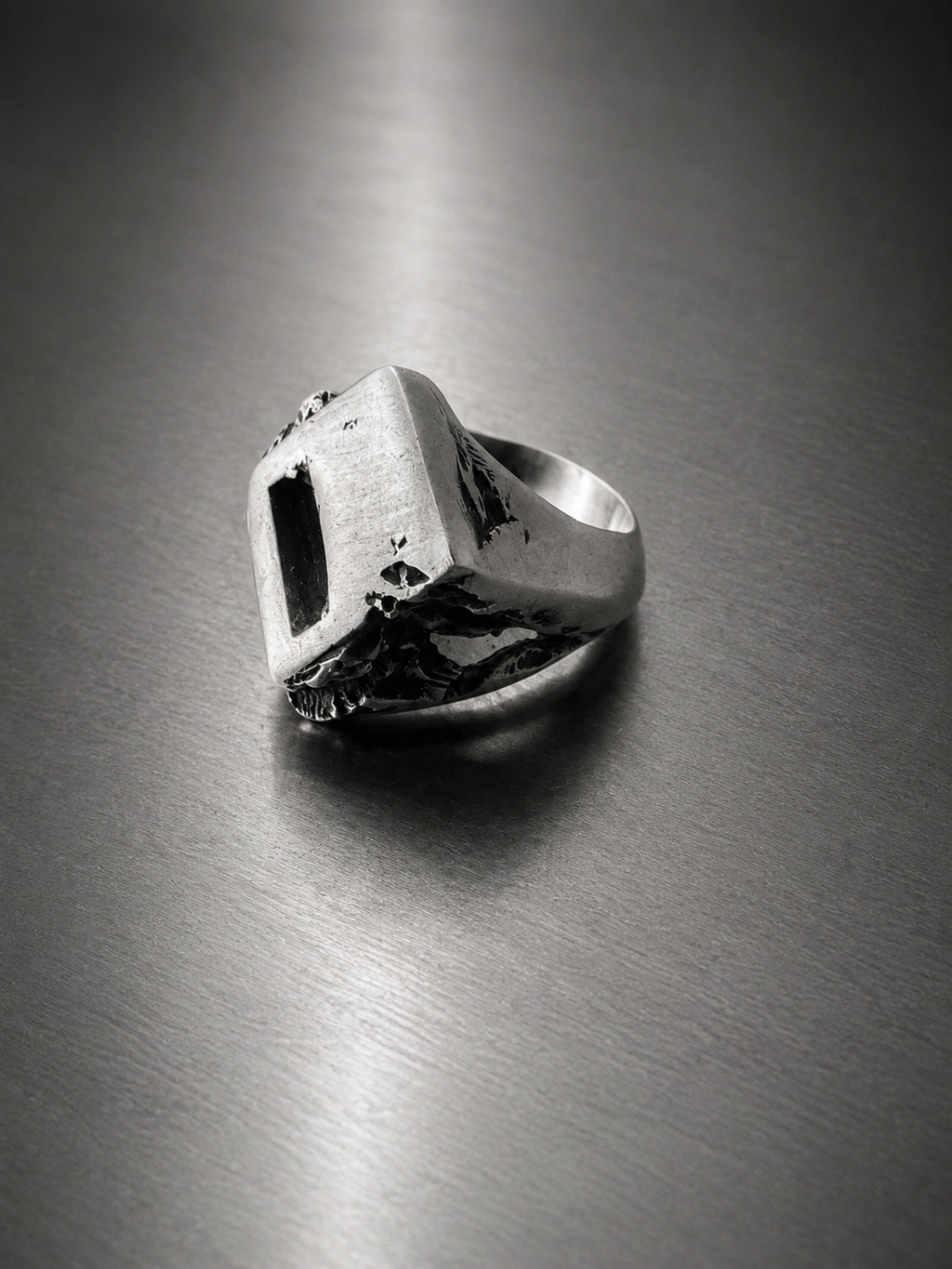 BETON BRUT RING