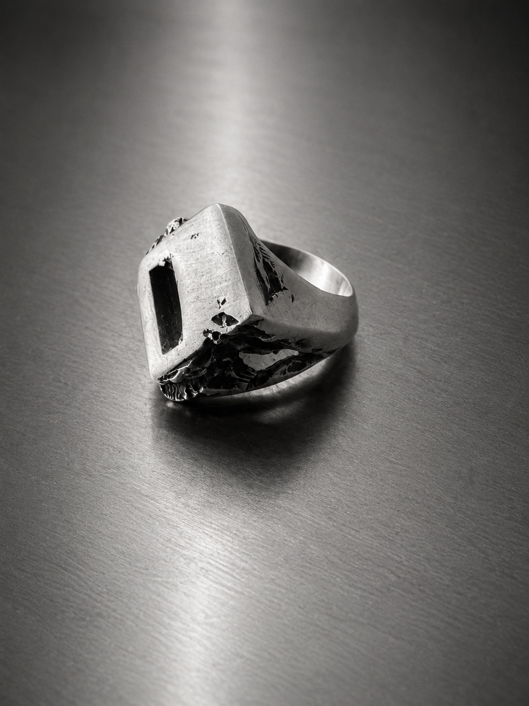 BETON BRUT RING