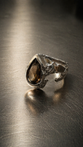 CLOSED EYES RING- US 9