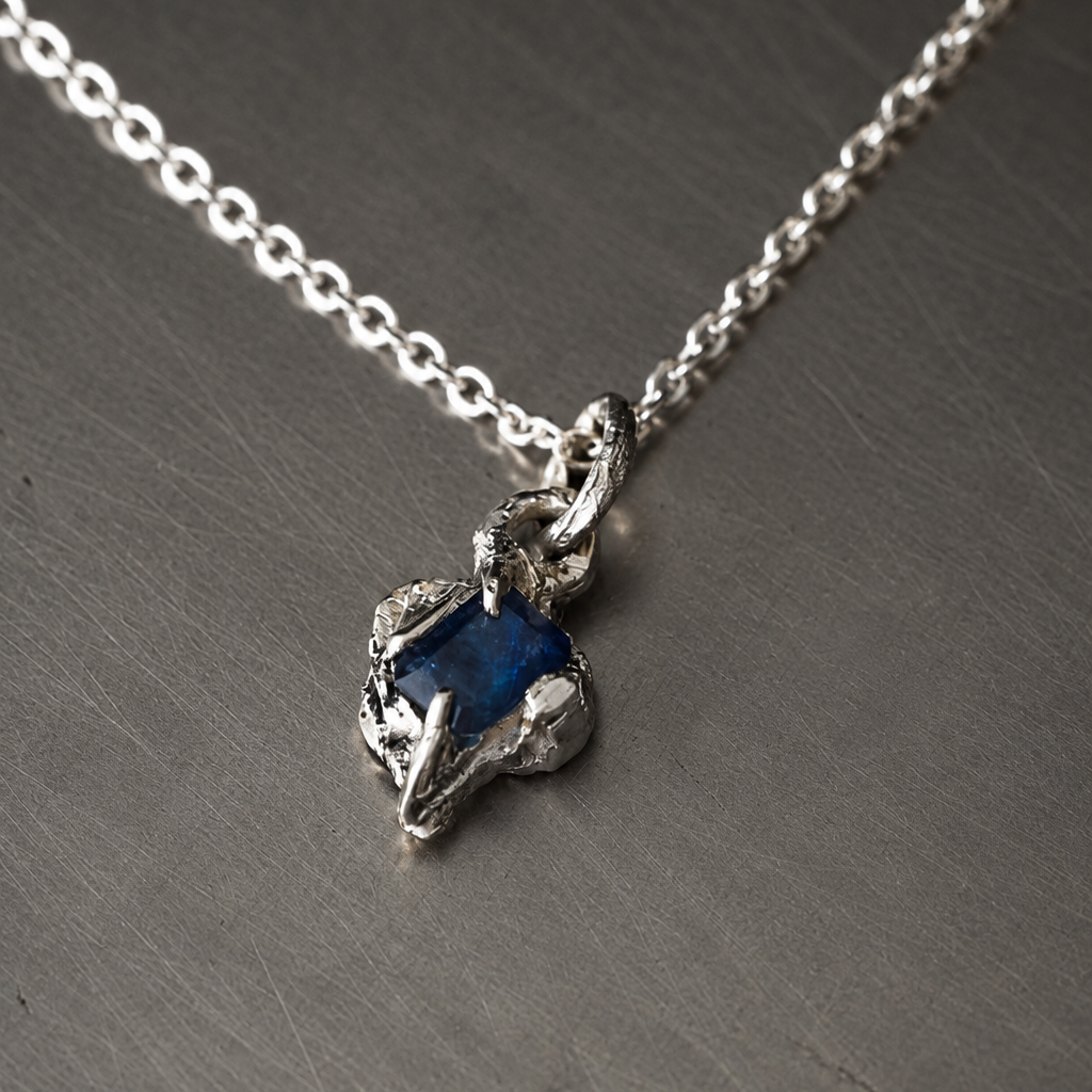 TINY SAPPHIRE NECKLACE