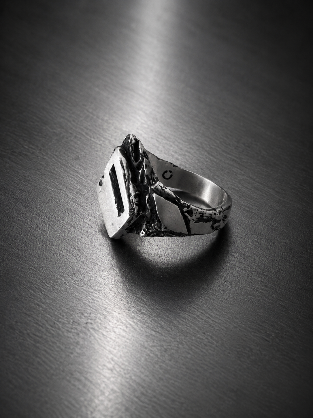 BETON BRUT RING