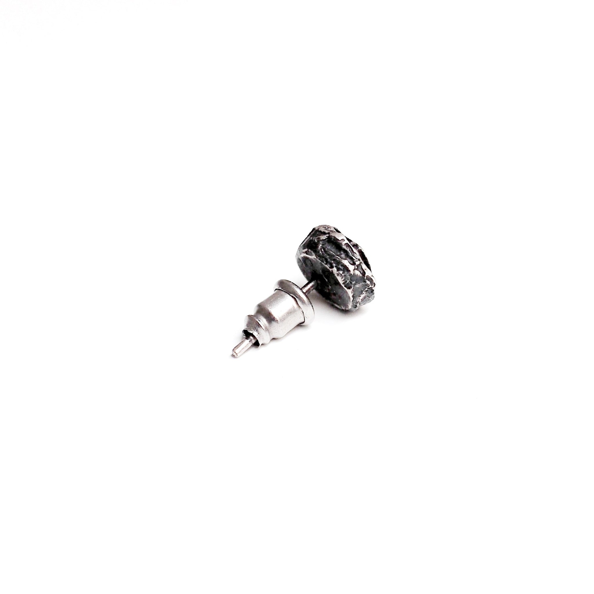 STONE EARRING-