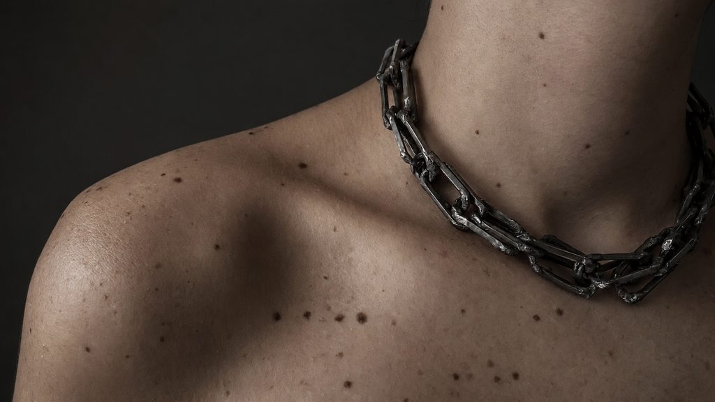DREAM CHAIN BLACK