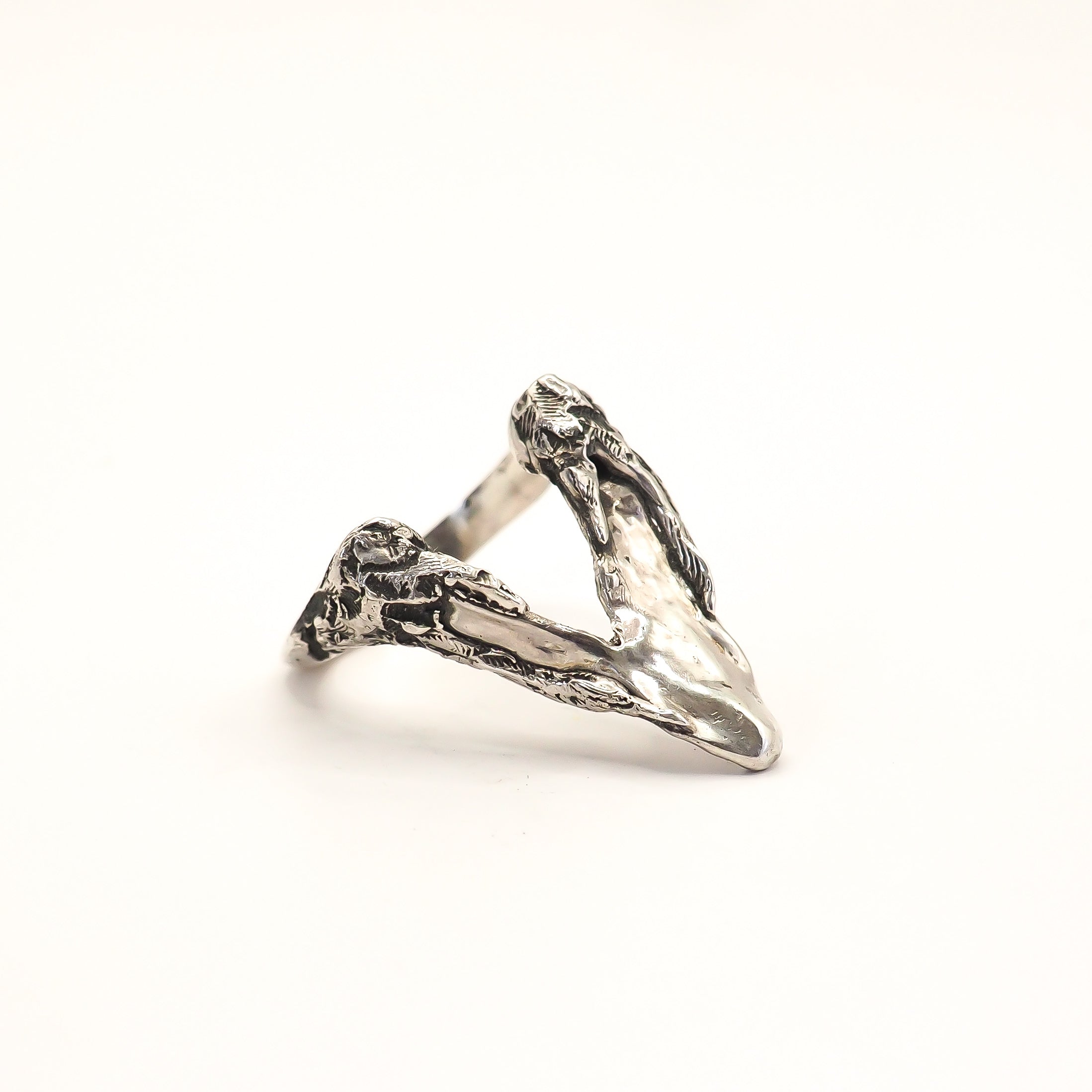 SILVER PEAR RING