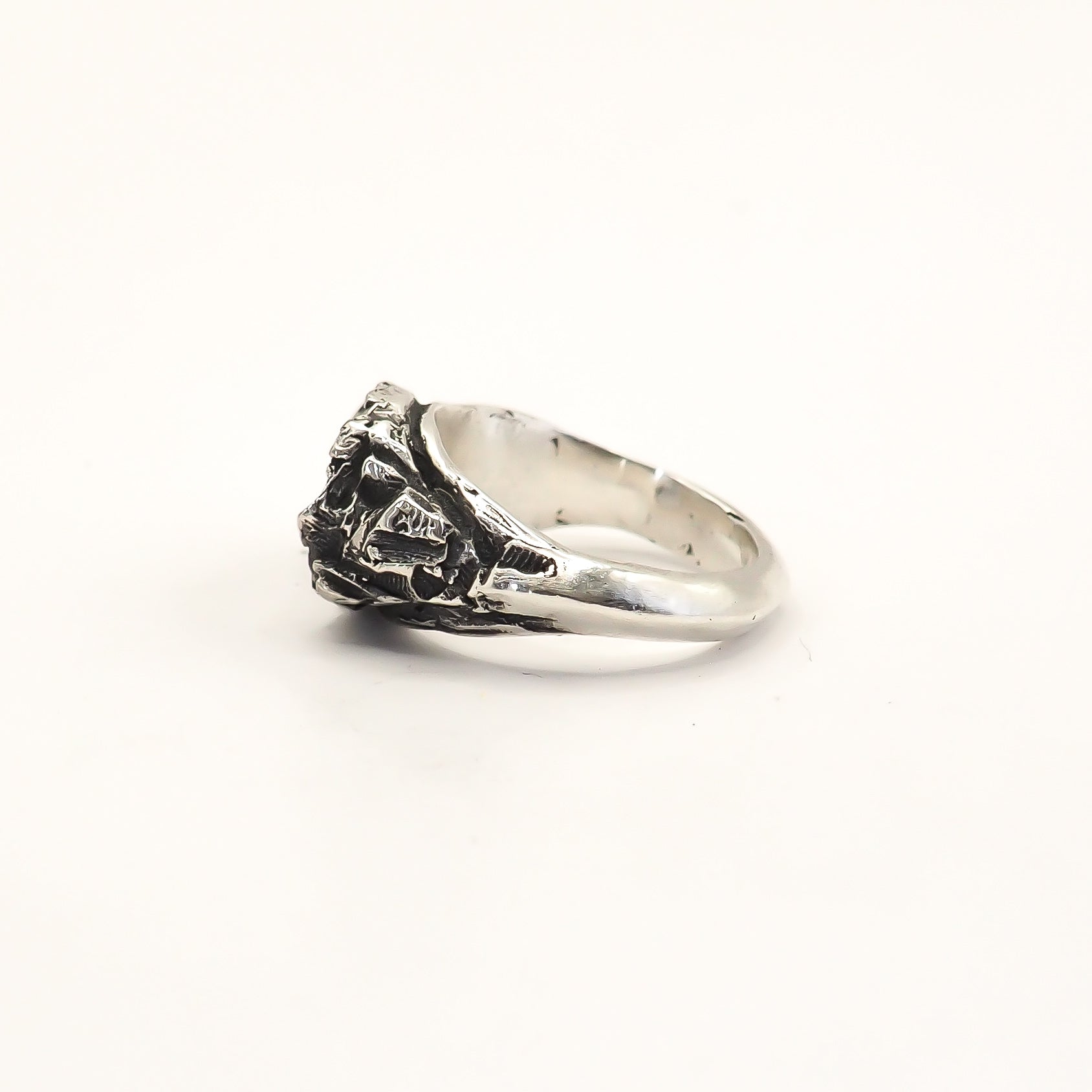 SILVER CROWN RING