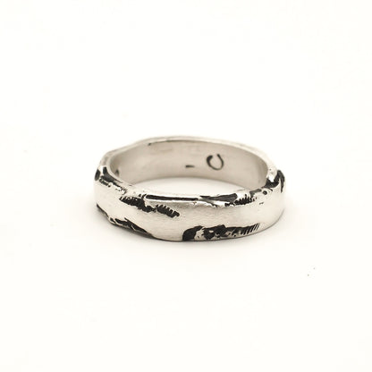 TINY BAND RING  - OXIDIZED SILVER