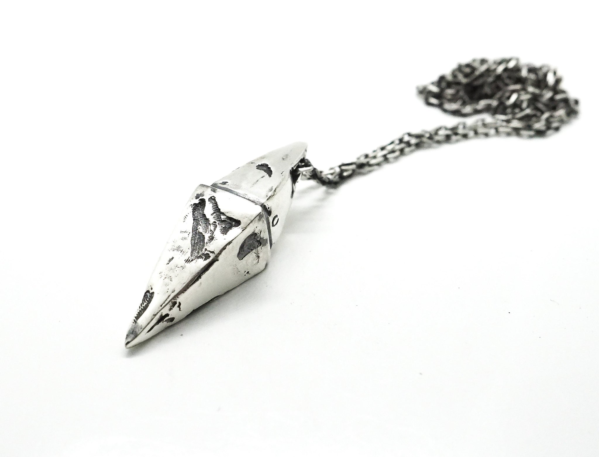 DOUBLE PYRAMID NECKLACE -