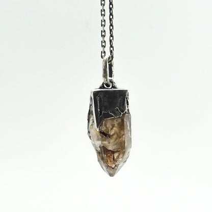 PENDULUM NECKLACE 16