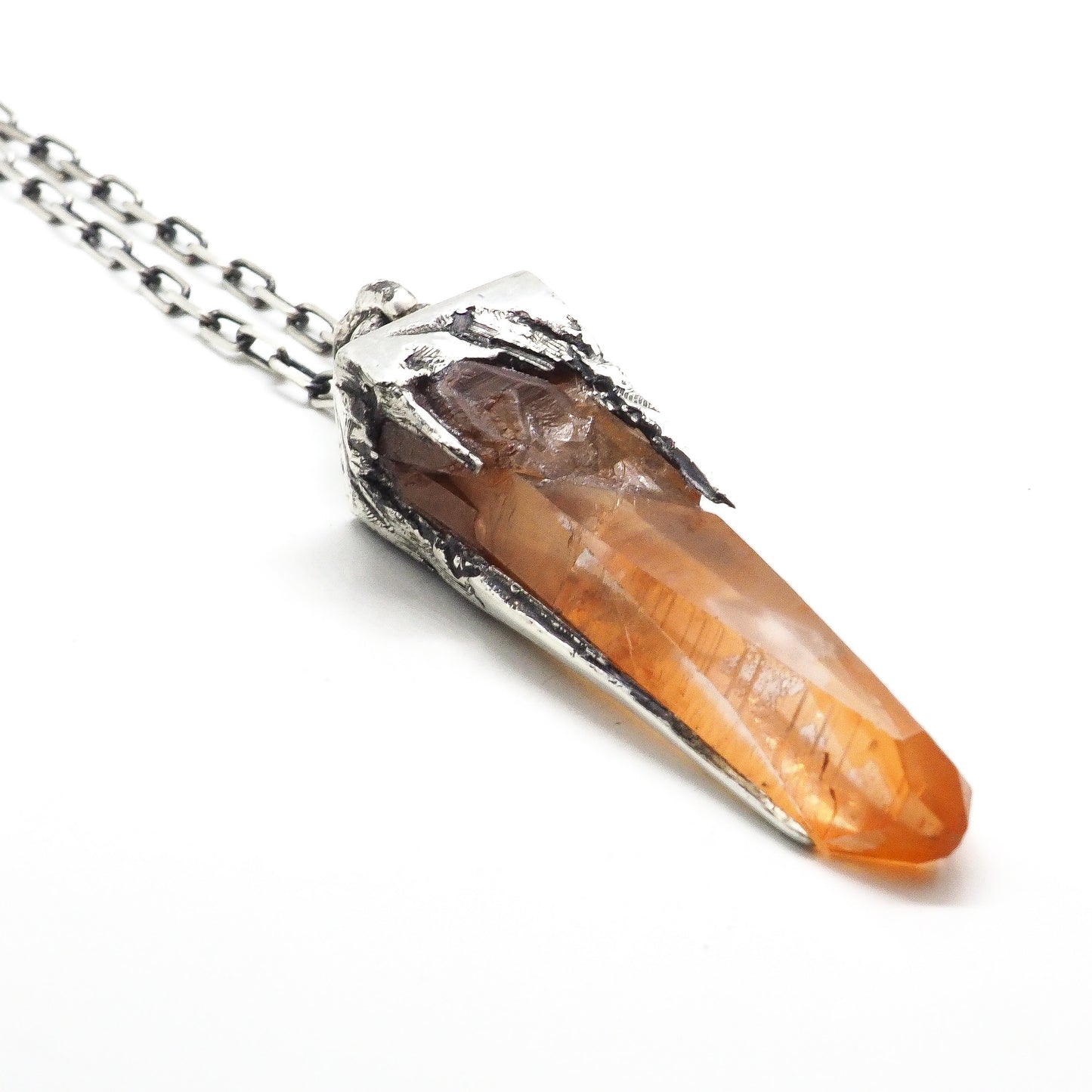 PENDULUM NECKLACE 23