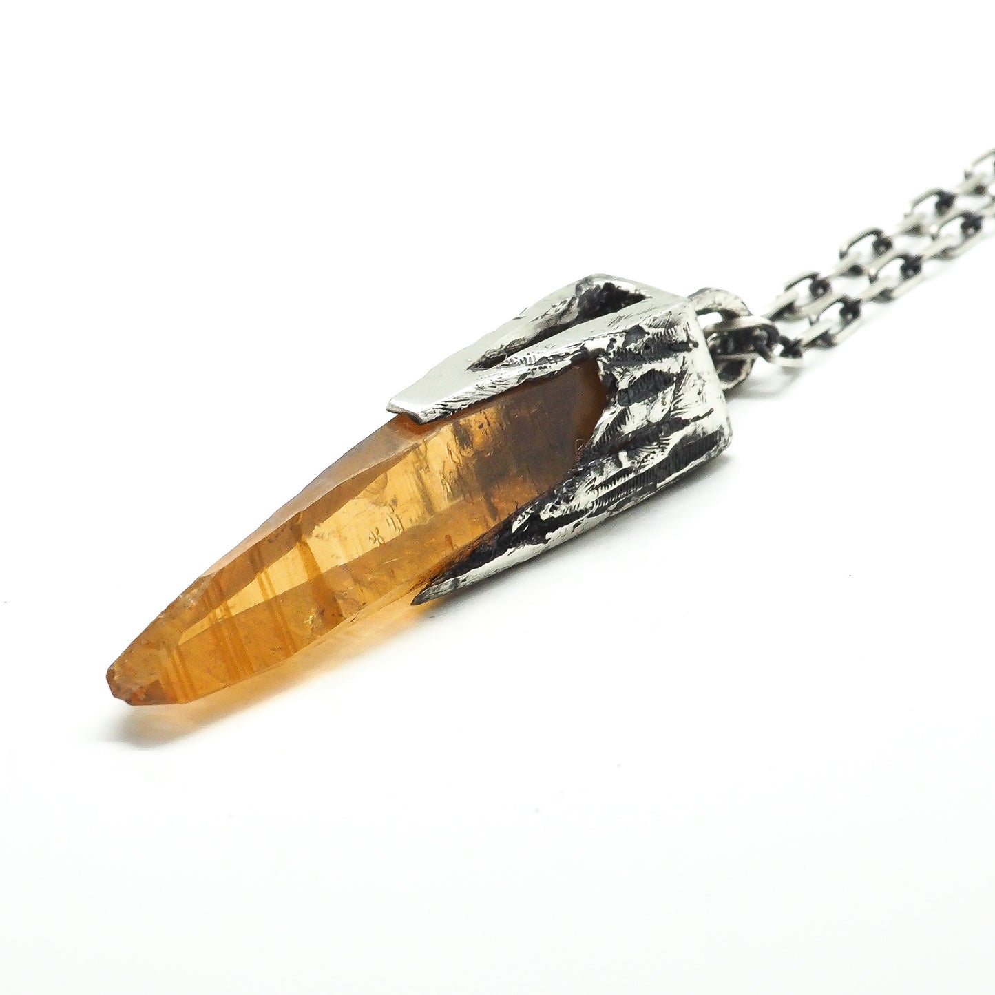 PENDULUM NECKLACE 24