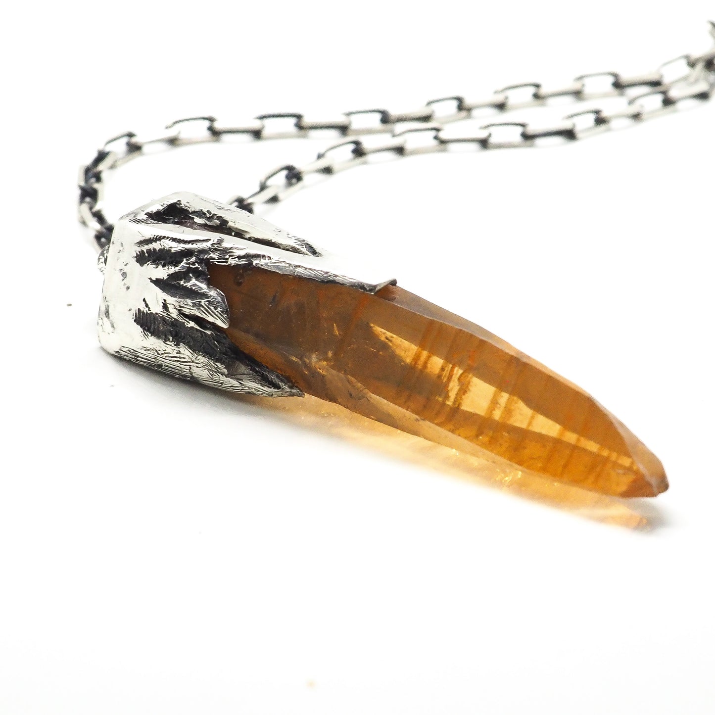 PENDULUM NECKLACE 24