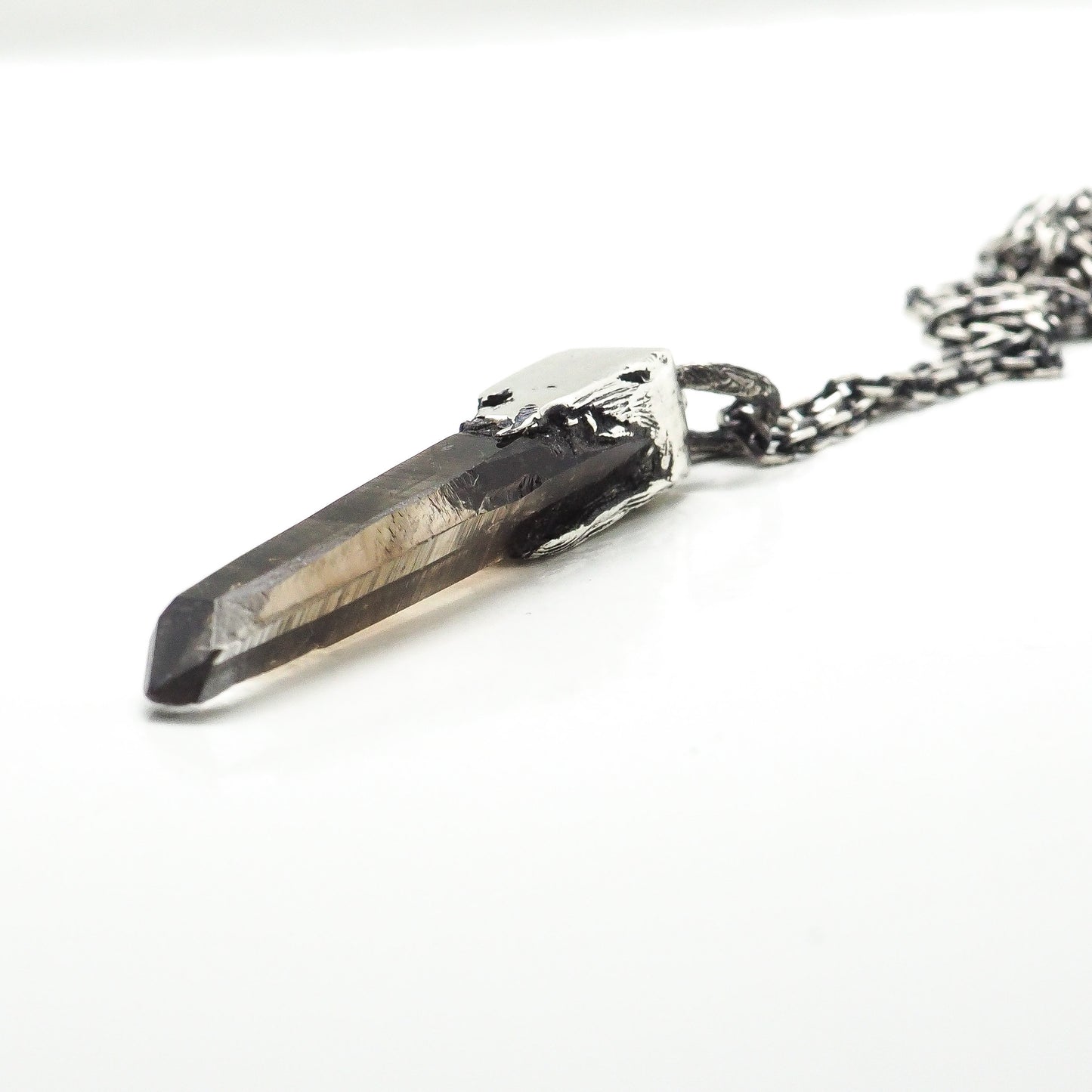 PENDULUM NECKLACE 26