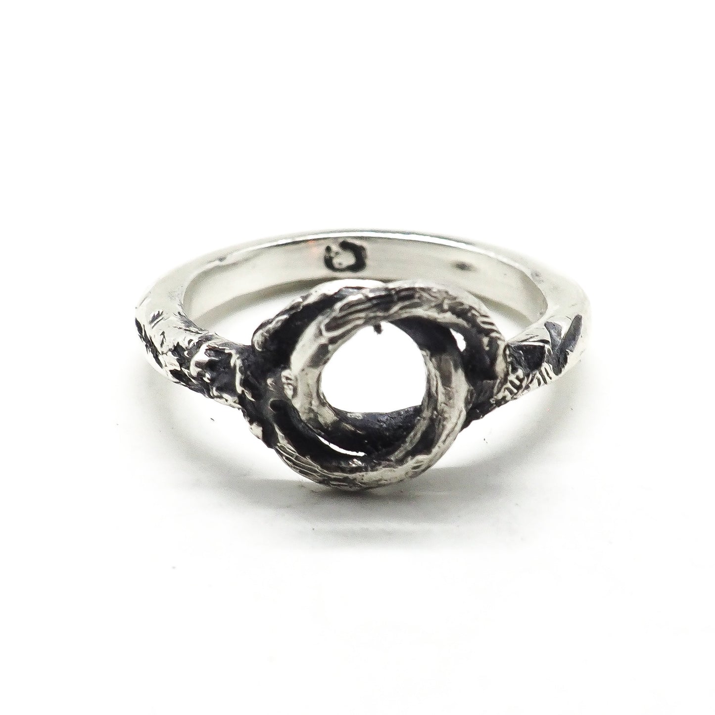 TAU RING