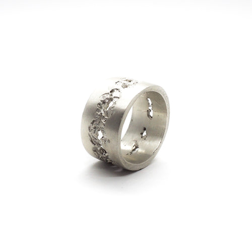 BROKEN BAND RING WHITE