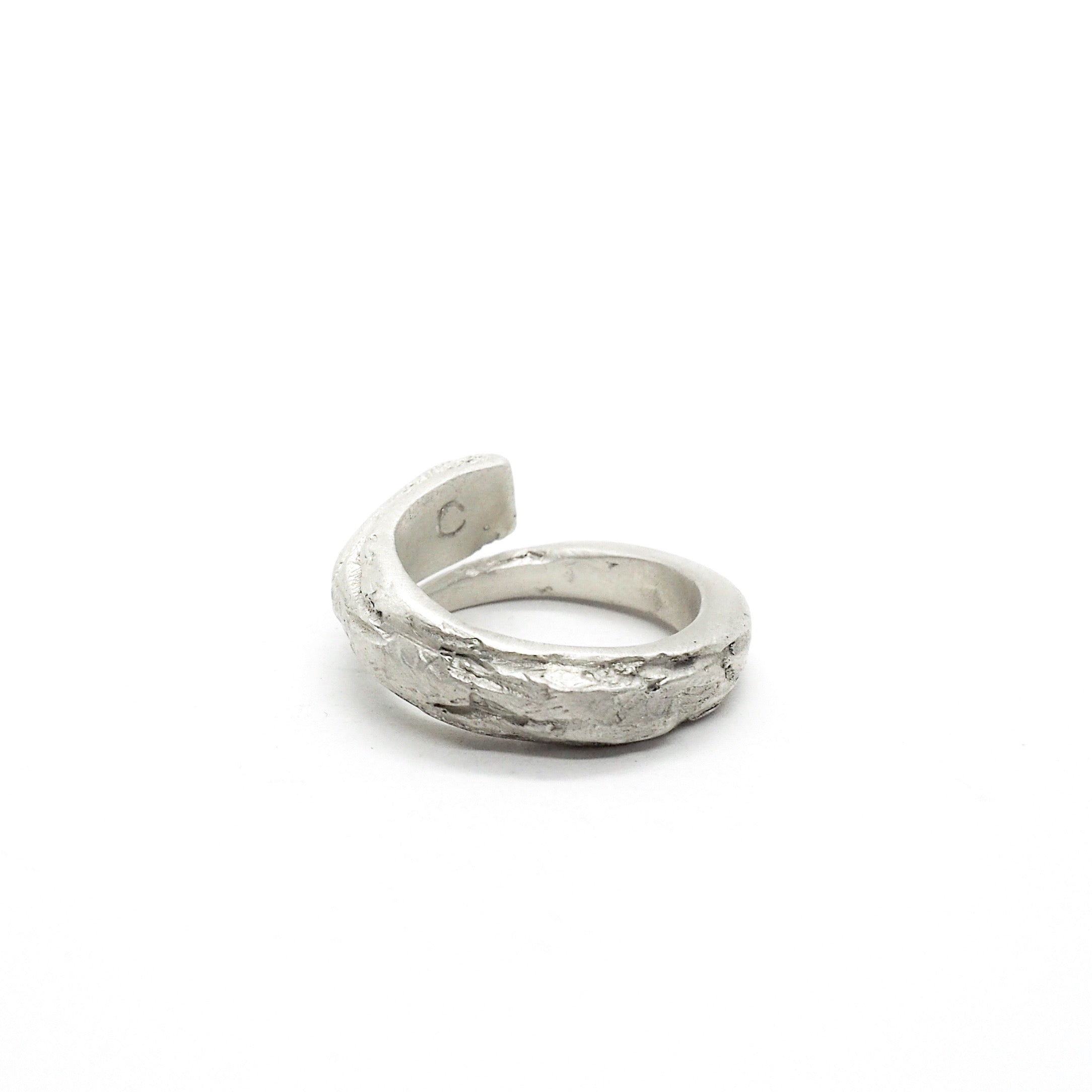 PYRAMID DREAM RING WEISS