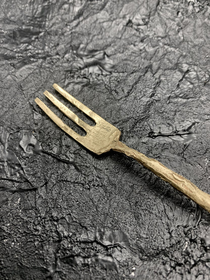 CANNIBAL DESSERT FORK BRONCE