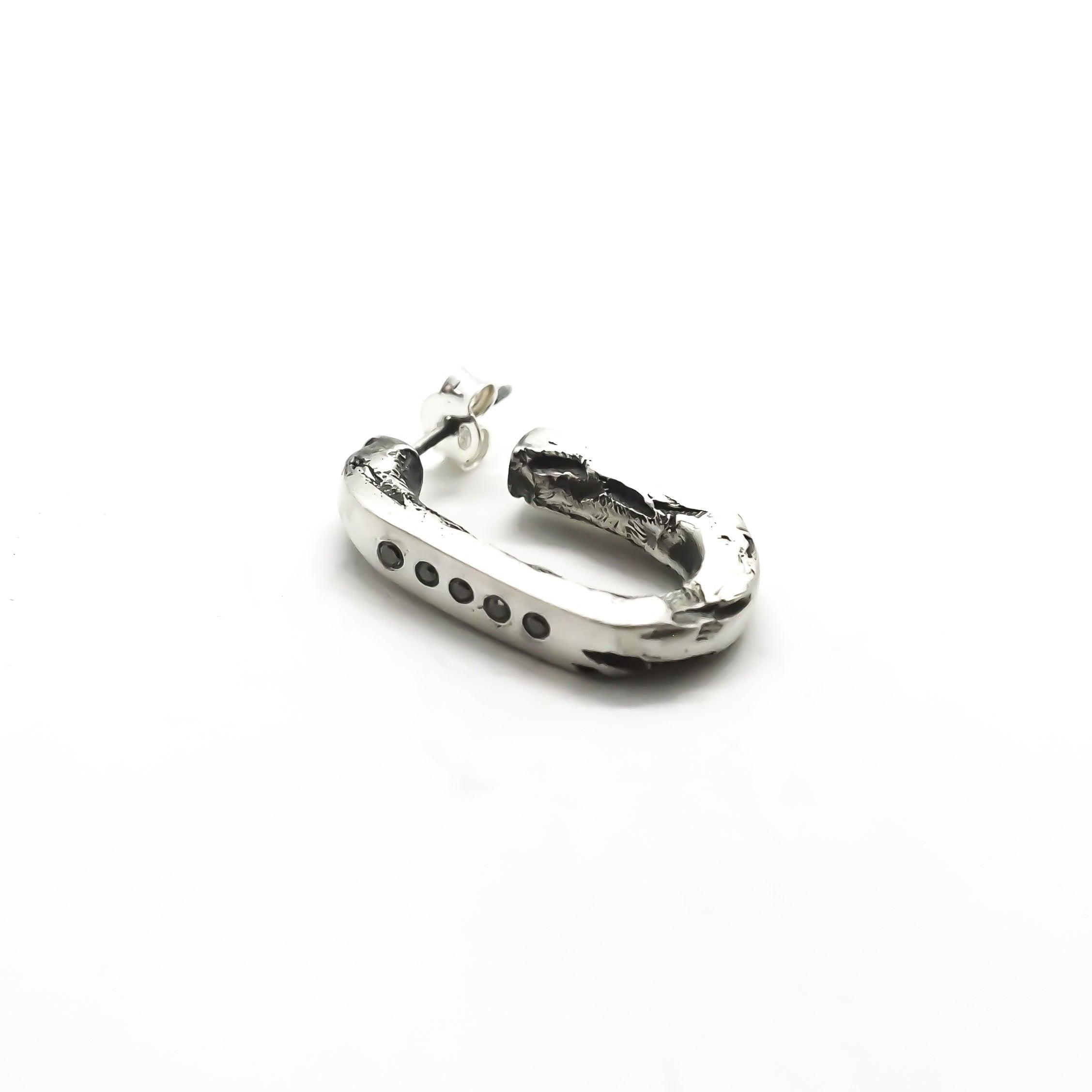 HOAG DIAMOND OHRRING