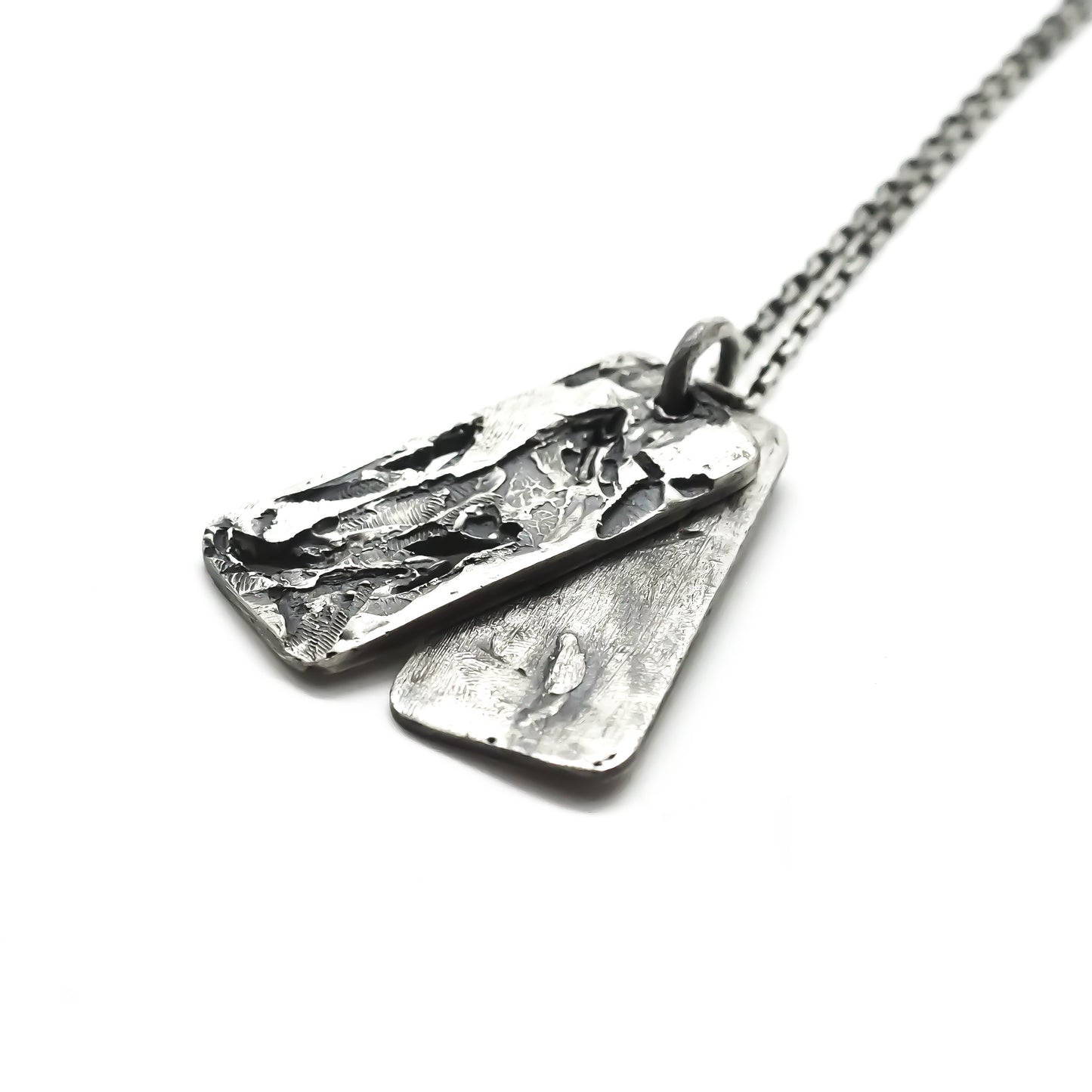 SCULPTOR NECKLACE