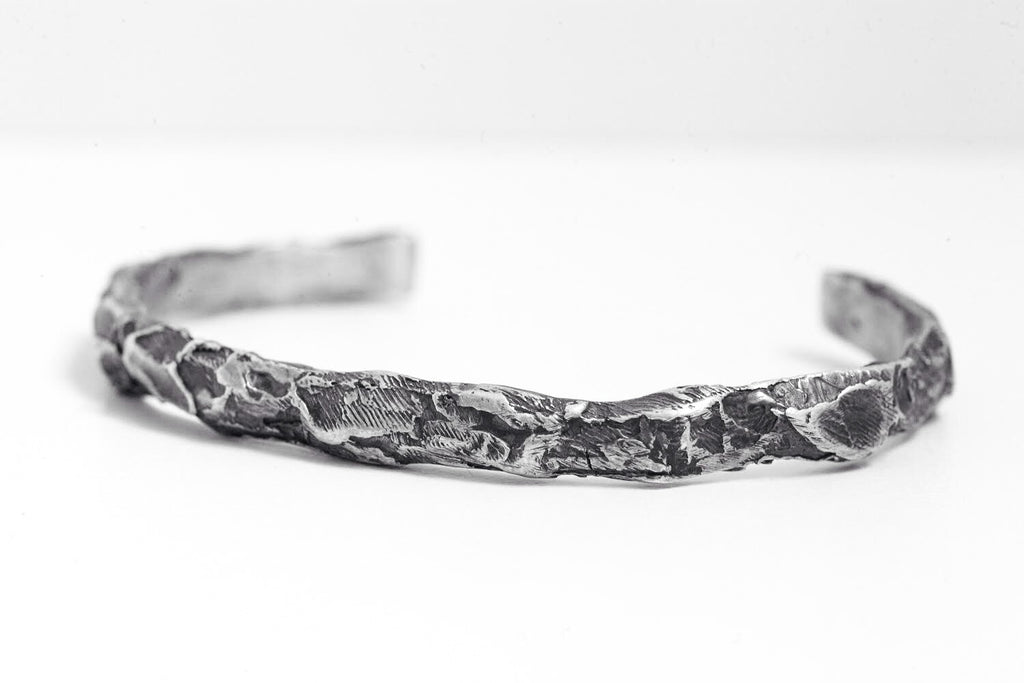 CANNIBAL BANGLE